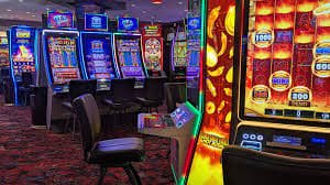 Meja Infinite Blackjack sayaptogel dengan dealer profesional dan antarmuka pemain
